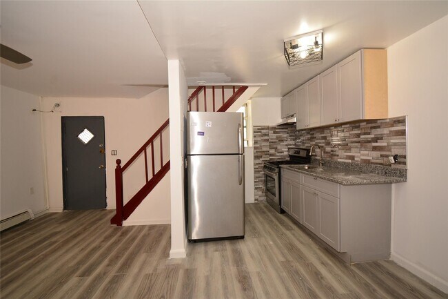 Foto del edificio - 976 Greene Ave