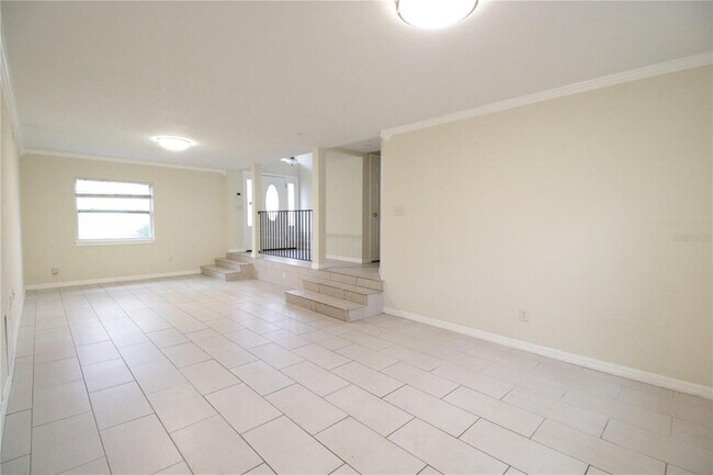 Foto del edificio - 10907 SW 24th Ave