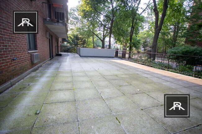 Foto del edificio - 2 bedroom in Brookline MA 02446