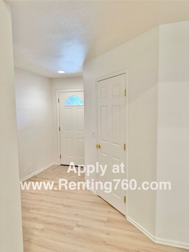 Foto del edificio - Beautifully Renovated 3-Bed, 2-Bath Home i...