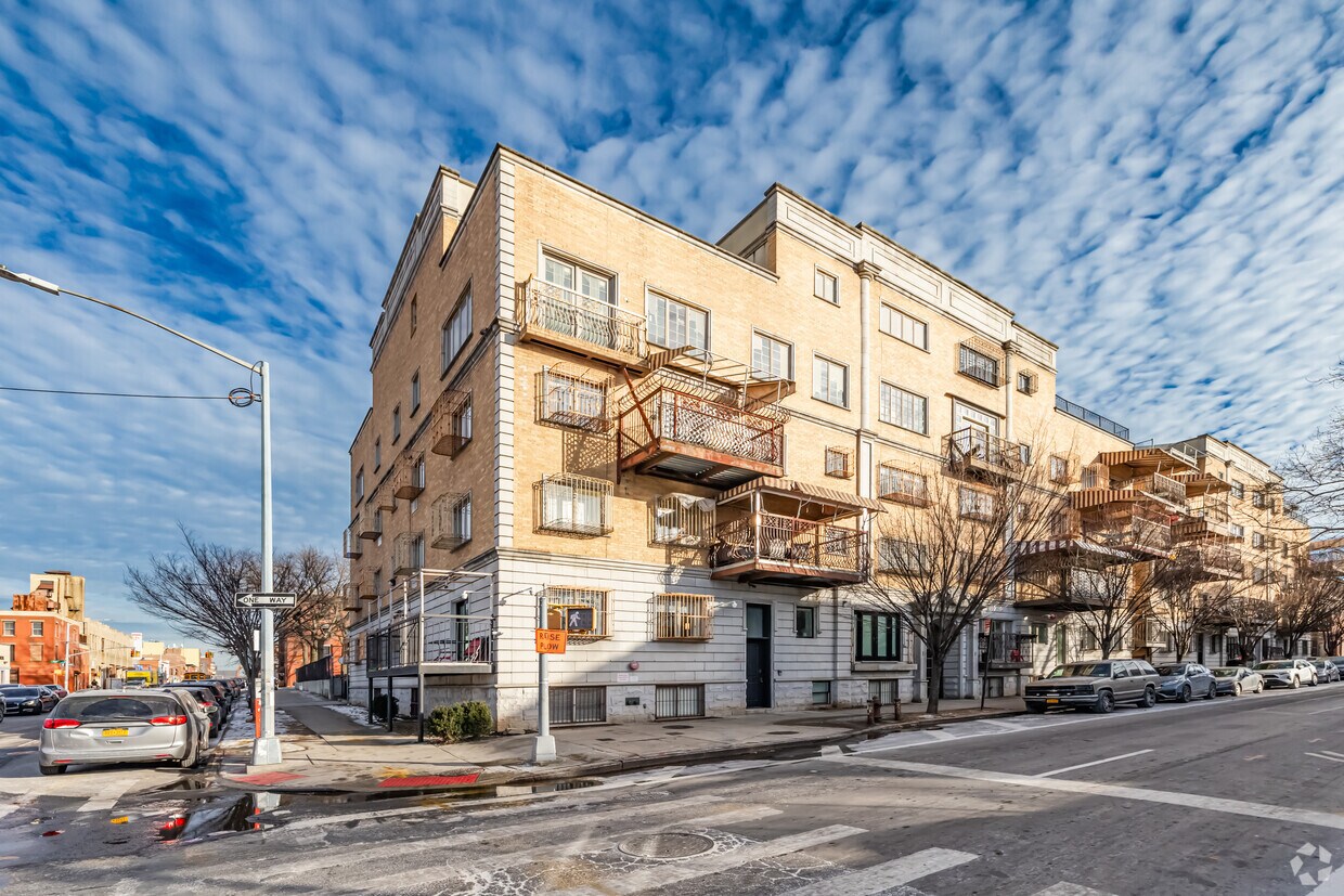 Foto principal - 159 Classon Ave
