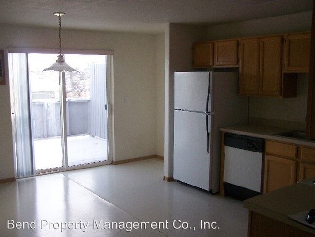 Foto del edificio - 438 NW 17th St