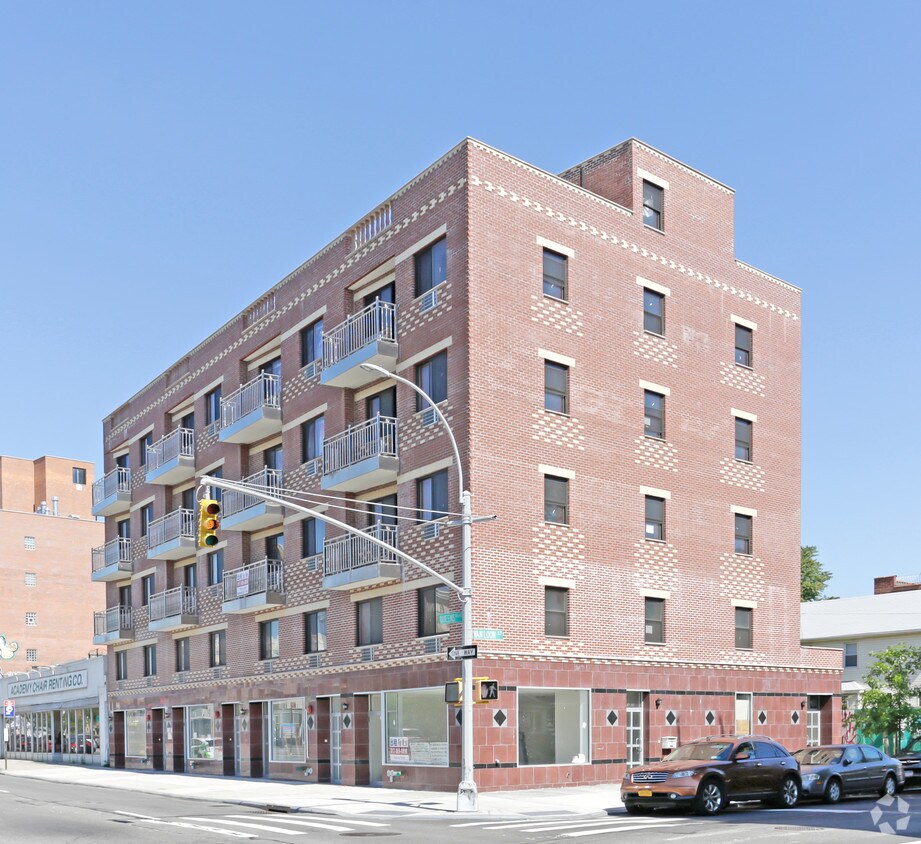 Primary Photo - 8315 Queens Blvd