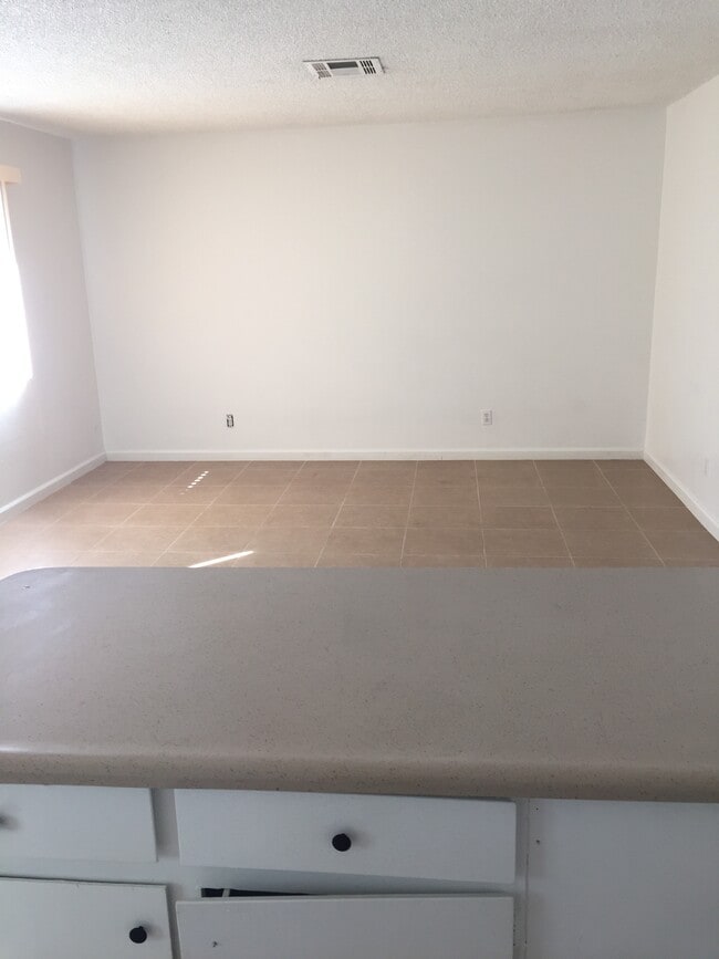 Building Photo - 2300 Pearson Ct