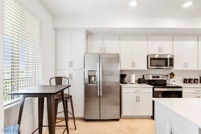 Foto del edificio - 5835 Double Eagle Cir