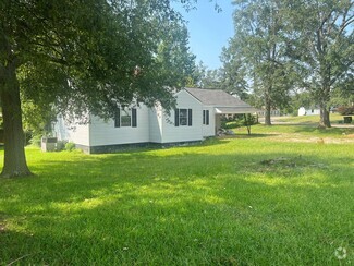 Building Photo - 107 Circlewood