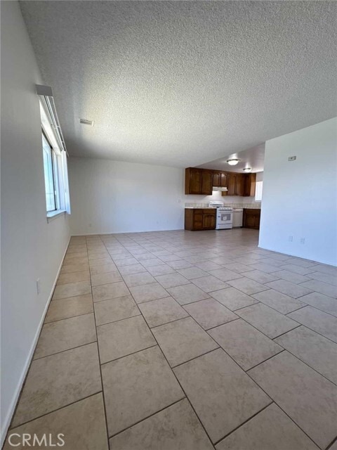 Building Photo - 16140 Tawney Ridge Ln