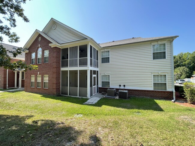 Building Photo - 2129 Sanderling Dr