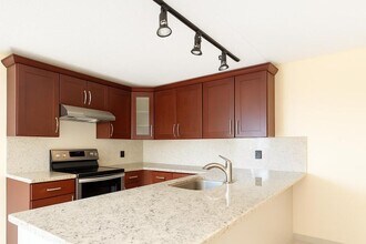 Building Photo - 728 Mill Valley Pl