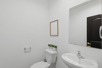 Building Photo - 14122 Carly Pines Ct