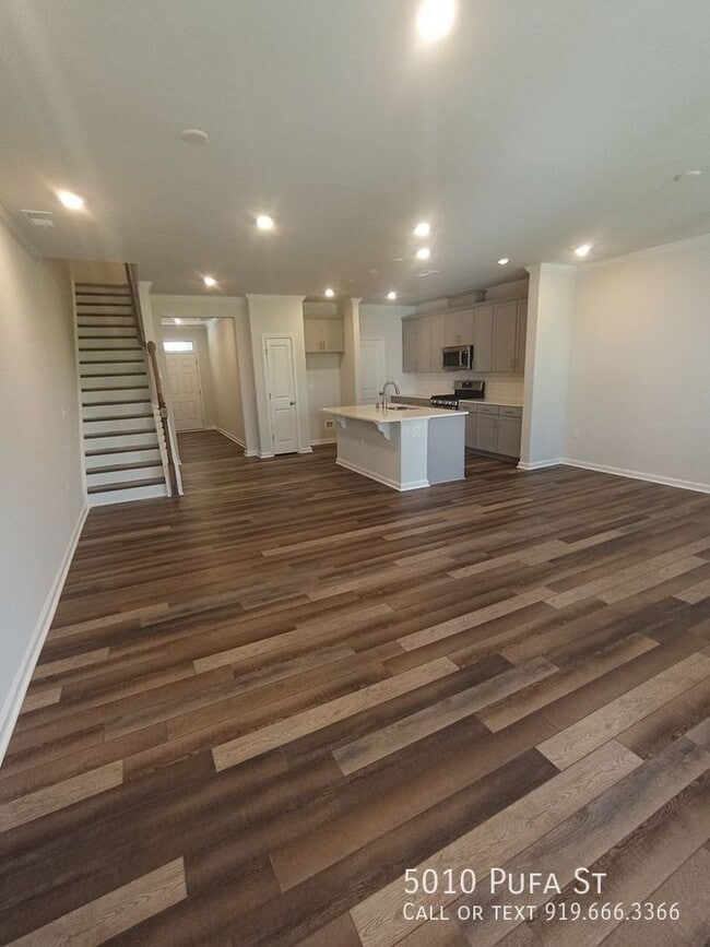 Building Photo - 5010 Pufa St