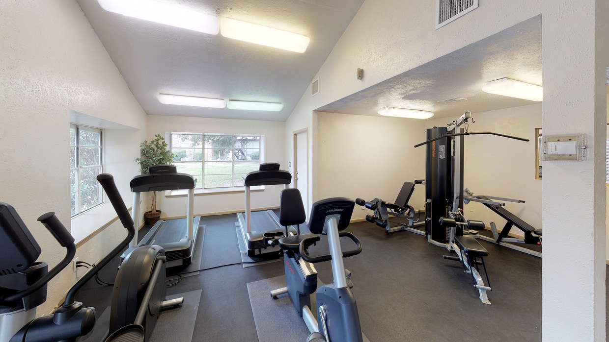 Photo - Pepper Tree Apartments