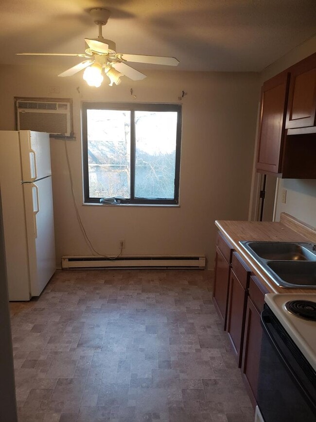 Photo - 506 Palace Ave Apartment