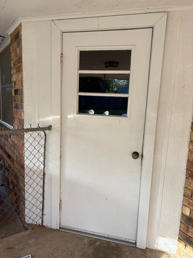 Foto del edificio - 233 Patricia Ave