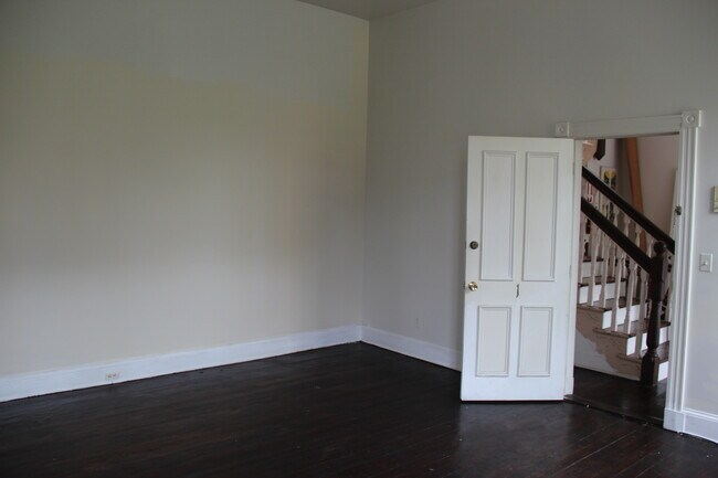 Building Photo - 1535 Park Ave