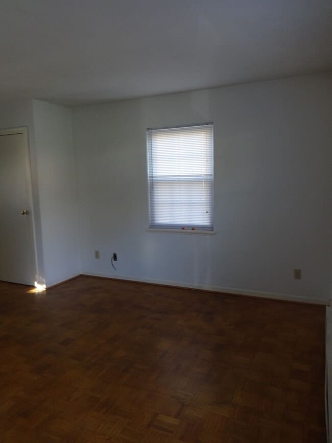 Building Photo - 1416 Ricky Rd