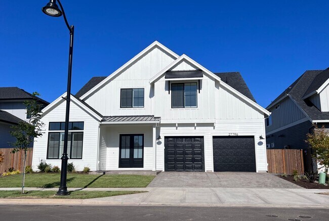 Foto del edificio - Stafford Meadows at Frog Pond -  New Custo...