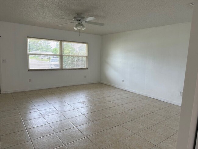 Foto del edificio - 1125 Loblolly Ln