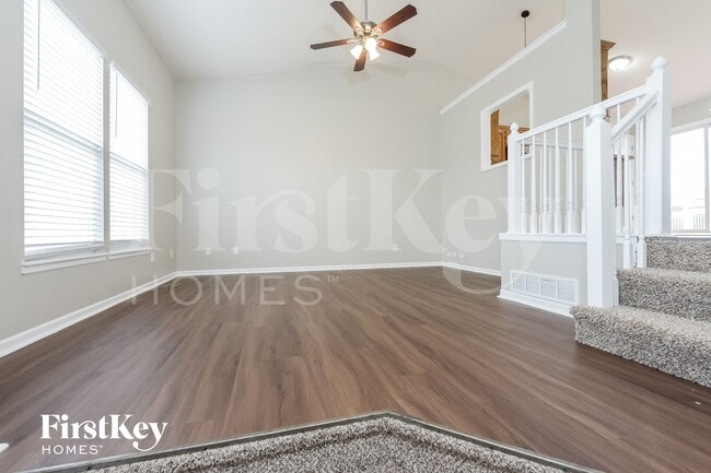 Building Photo - 11039 N Ditman Ct