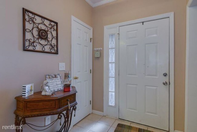 Building Photo - 4 br, 2 bath House - 4588 country glen circle