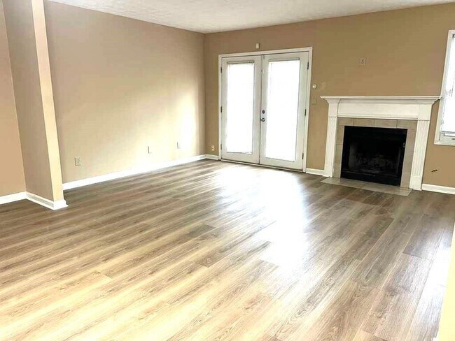 Foto del edificio - 2378 Cove Rd