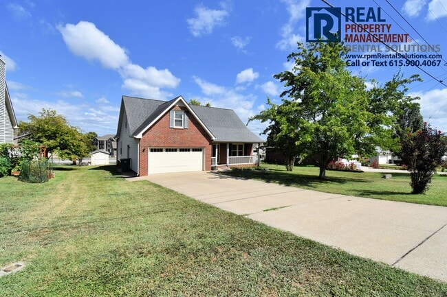 Building Photo - Adorable brick home in Smyrna! Attached Ga...
