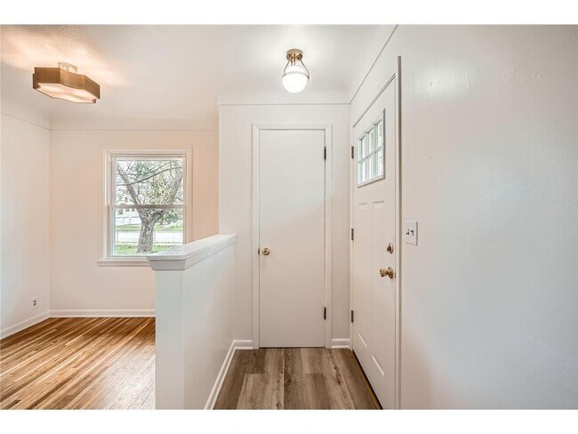 Building Photo - 6300 Quebec Ave N