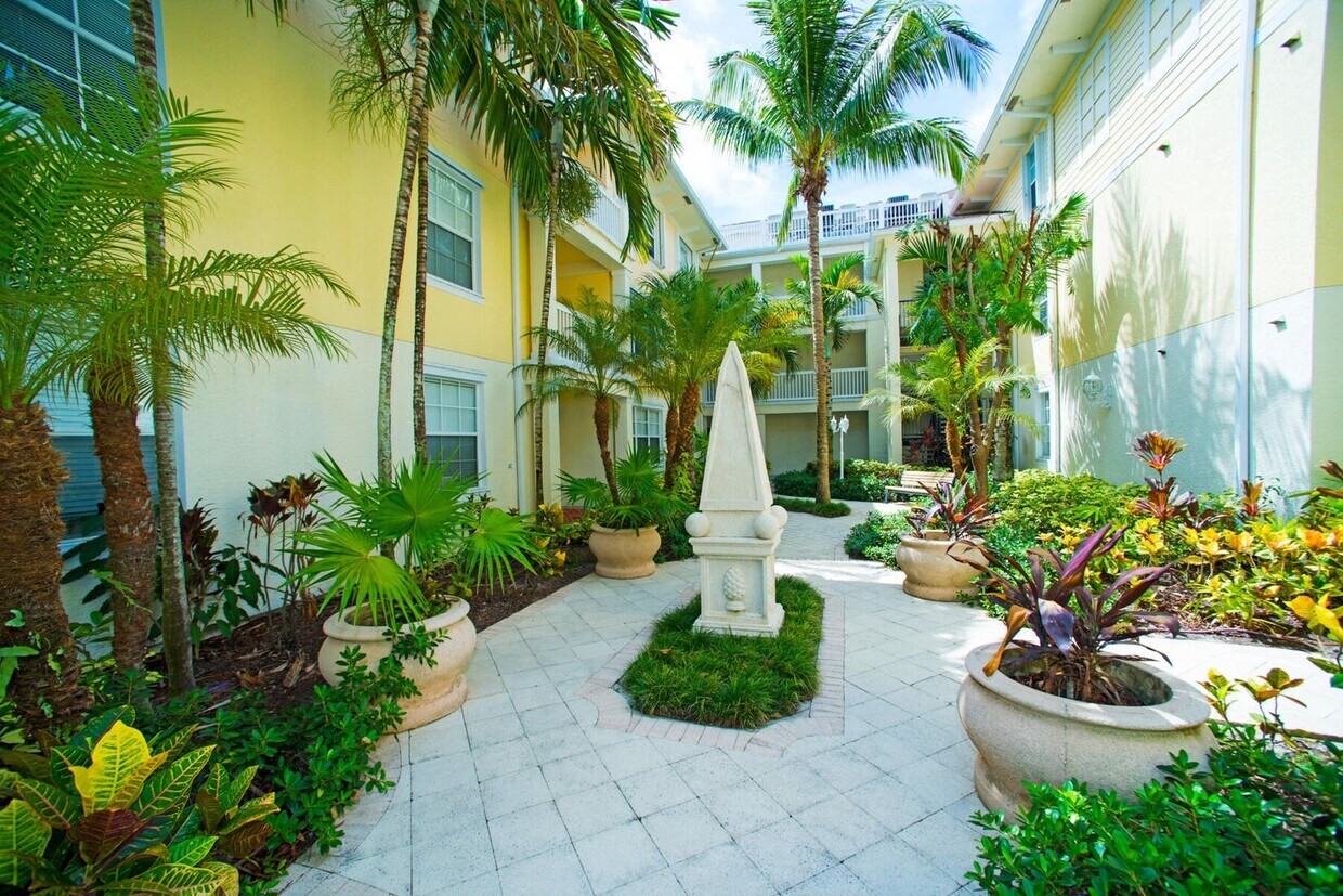 Primary Photo - 275 Murcia Dr