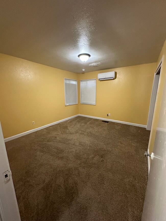 Building Photo - 1736 Gibralter Dr