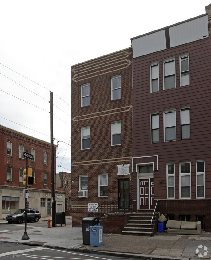 Building Photo - 1801 S Broad St