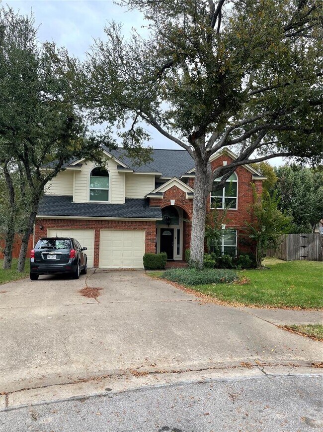 Foto del edificio - 1203 Cardinal Ln