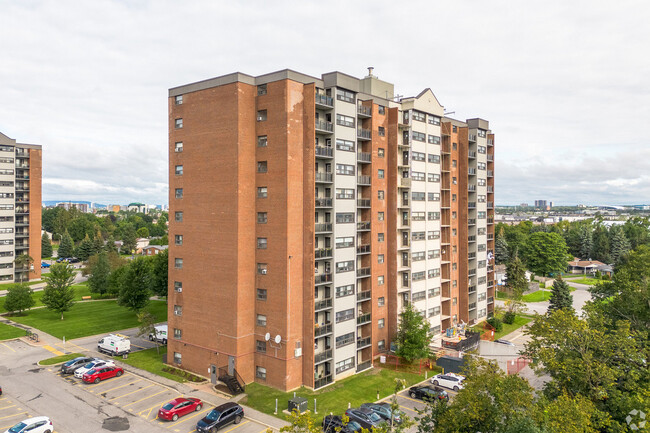 Interior Photo - Avalon Park