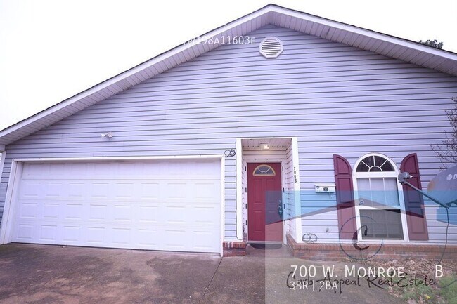 Building Photo - 700 W Monroe Ave