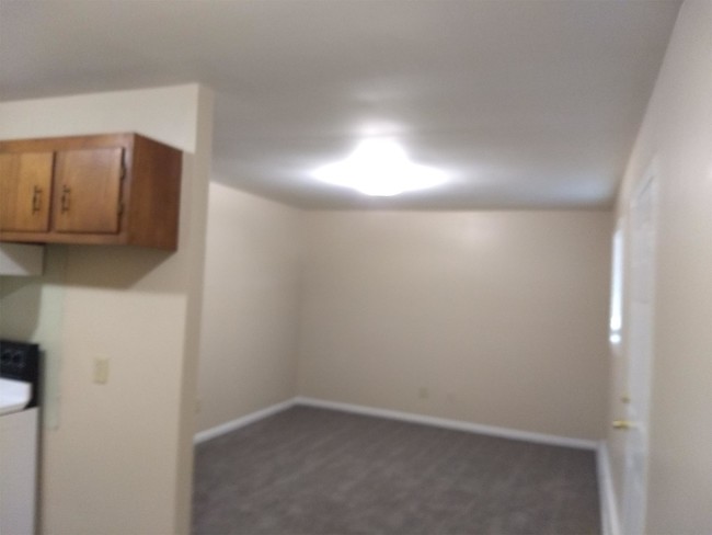 Building Photo - 3020 Craven St