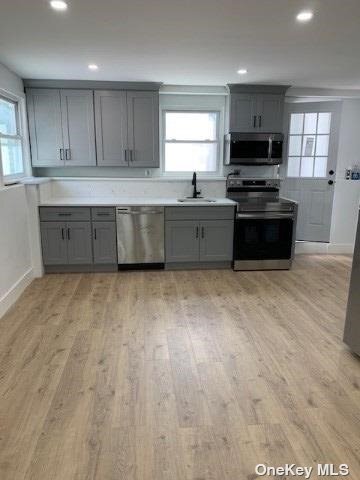 Building Photo - 25 Jerome St