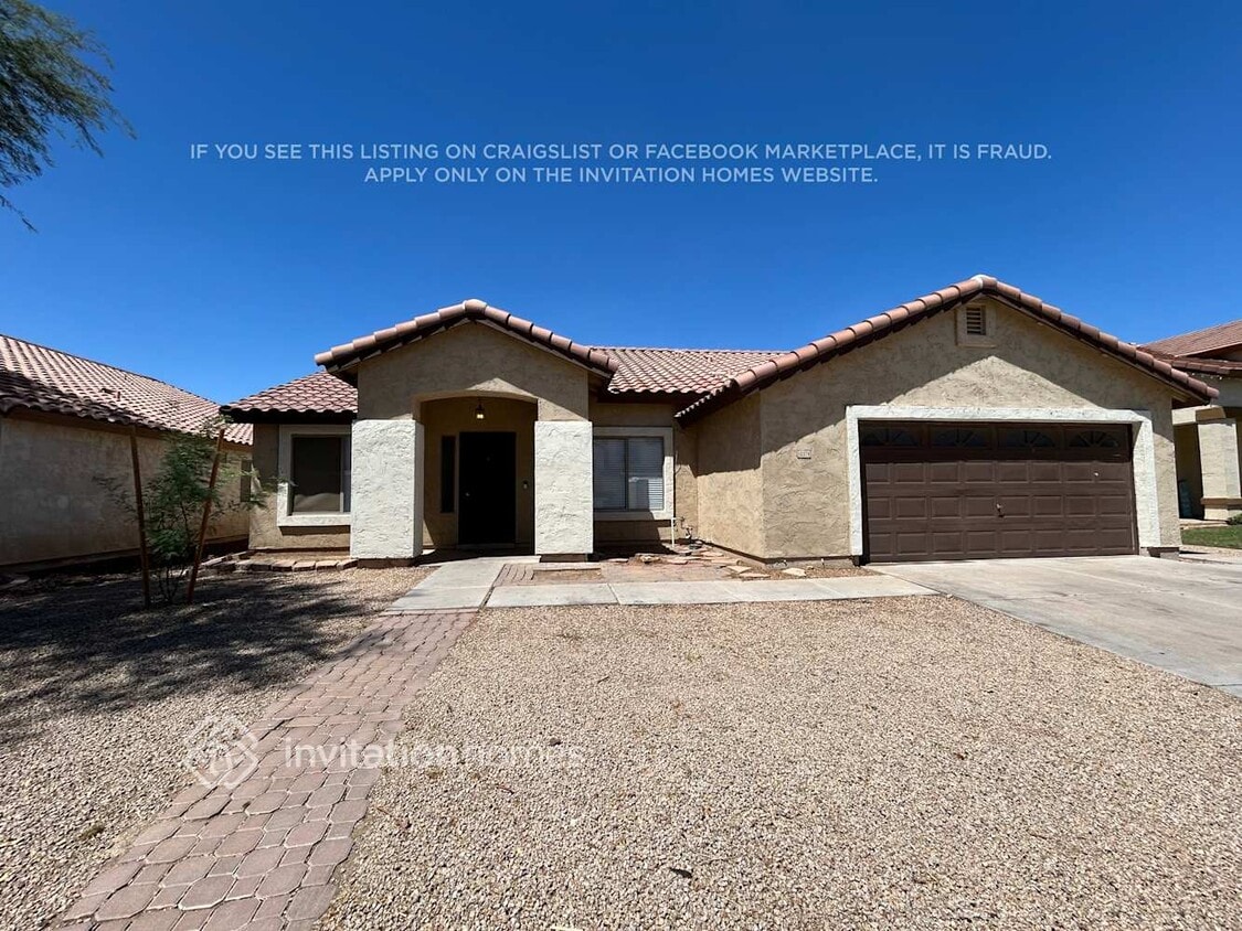 Primary Photo - 10378 W Piccadilly Rd
