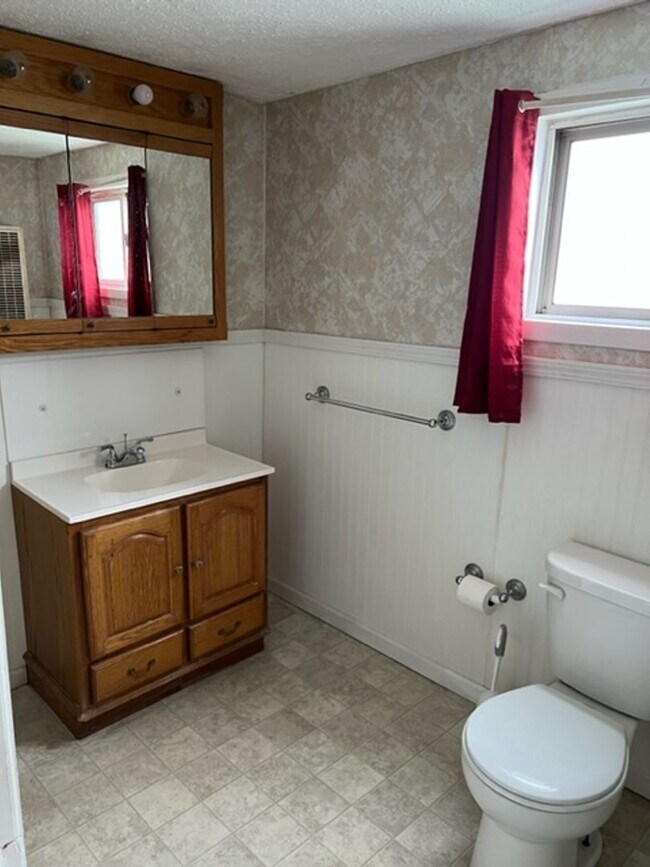 Foto del edificio - YOUNGSTOWN WESTSIDE 2 BEDROOM HOUSE