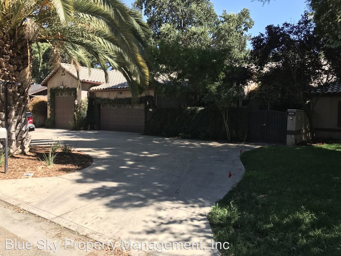 Foto principal - 4 br, 3.5 bath House - 15151 S Lipson St