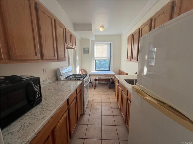Foto del edificio - 8300 Talbot St