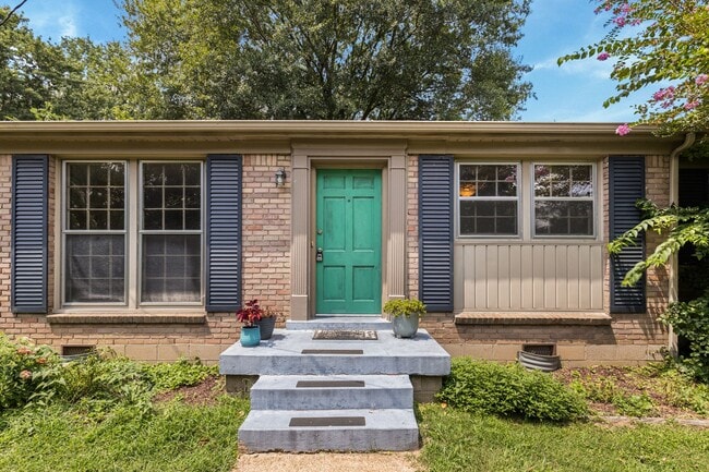 Building Photo - 4815 Danby Dr