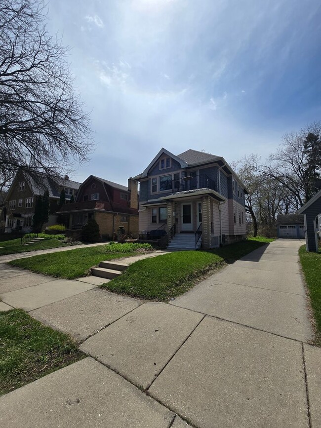 Building Photo - 3619 N Morris Blvd