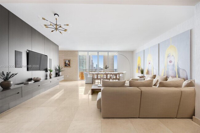 Foto del edificio - 901 Brickell Key Blvd