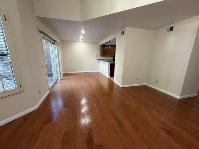 Foto del edificio - 4709 Malero Pl