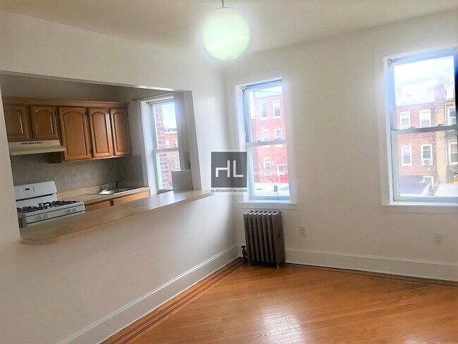 Building Photo - 1417 Albany Ave