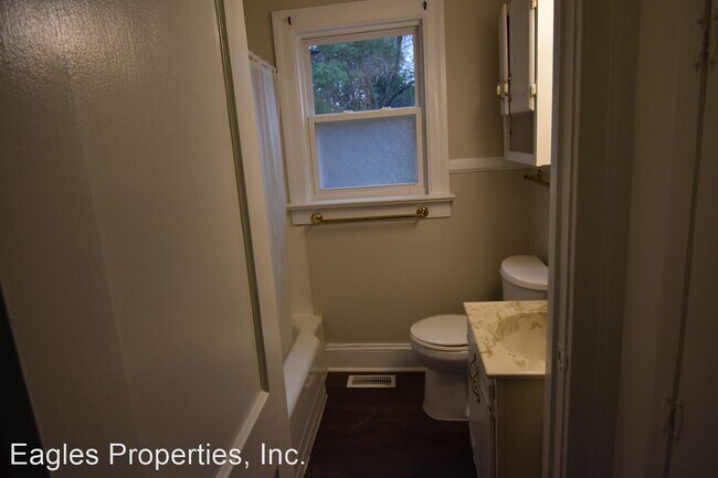 Foto del edificio - 2 br, 1 bath House - 306 Andrews