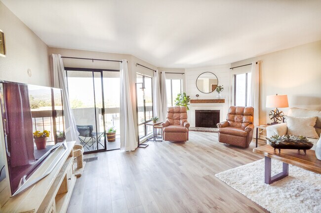 Foto del edificio - 336 Travelodge Dr