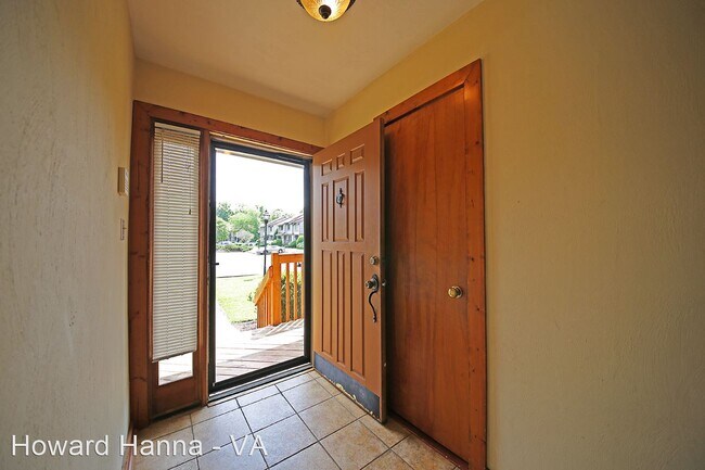 Building Photo - 2 br, 2.5 bath House - 230 Misty Point Lane