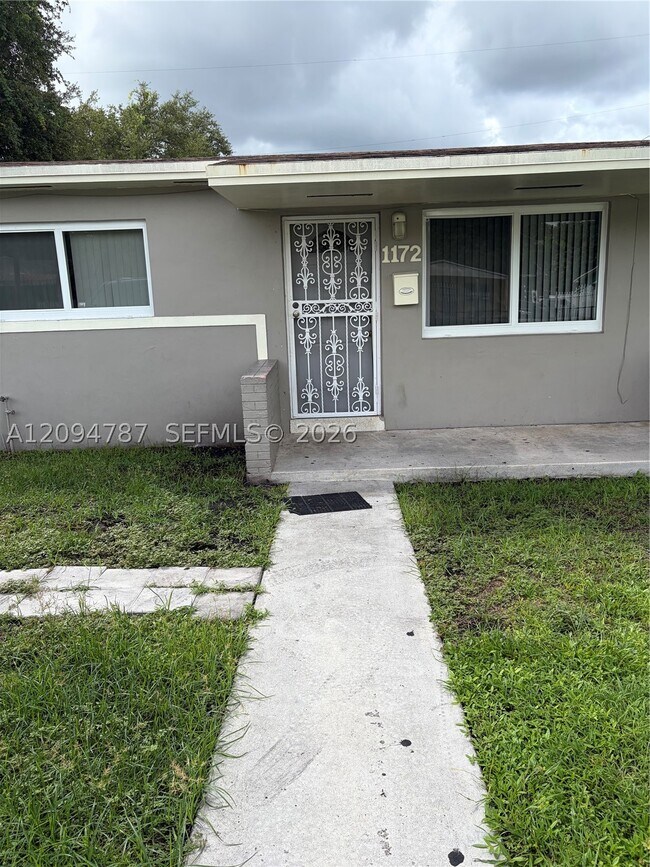 Building Photo - 1172 NW 100th St