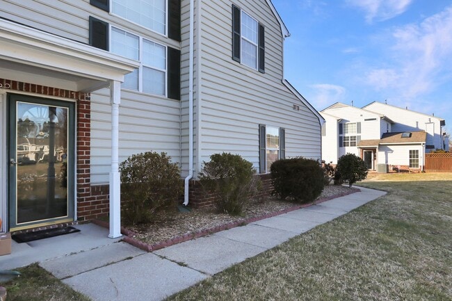Building Photo - 106 Linden Ct