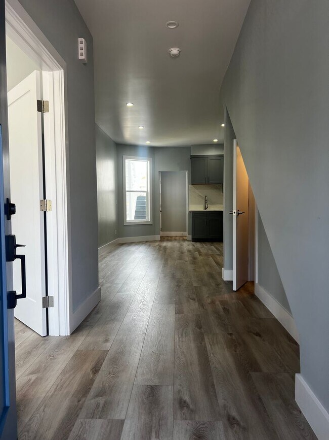 Foto del edificio - 659-661-661 2nd Ave